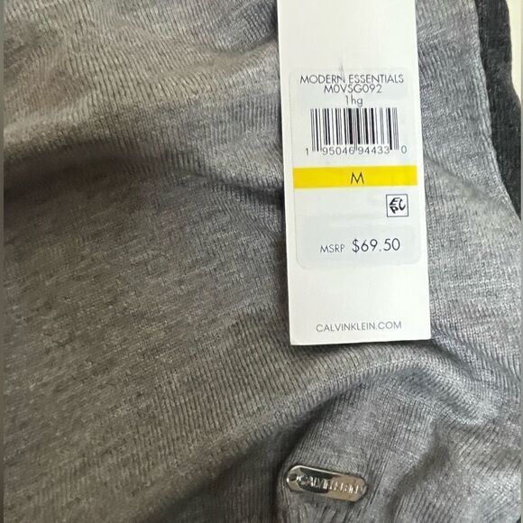 NWT- Tri-colored Calvin Klein Turtleneck Sweater- Medium - Picture 5 of 5